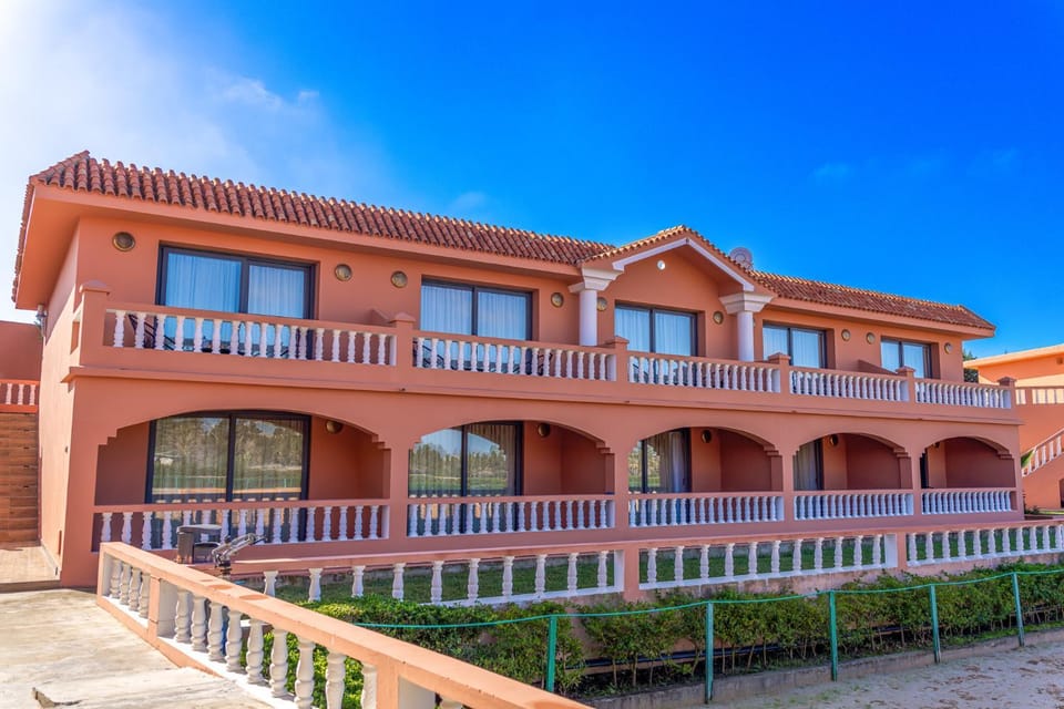 Property building, Balcony/Terrace