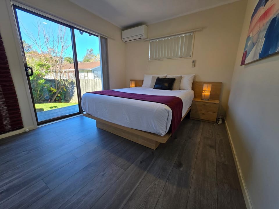 Bright & Cozy Studio - Private Access & Full Privacy Bed and Breakfast in Auckland