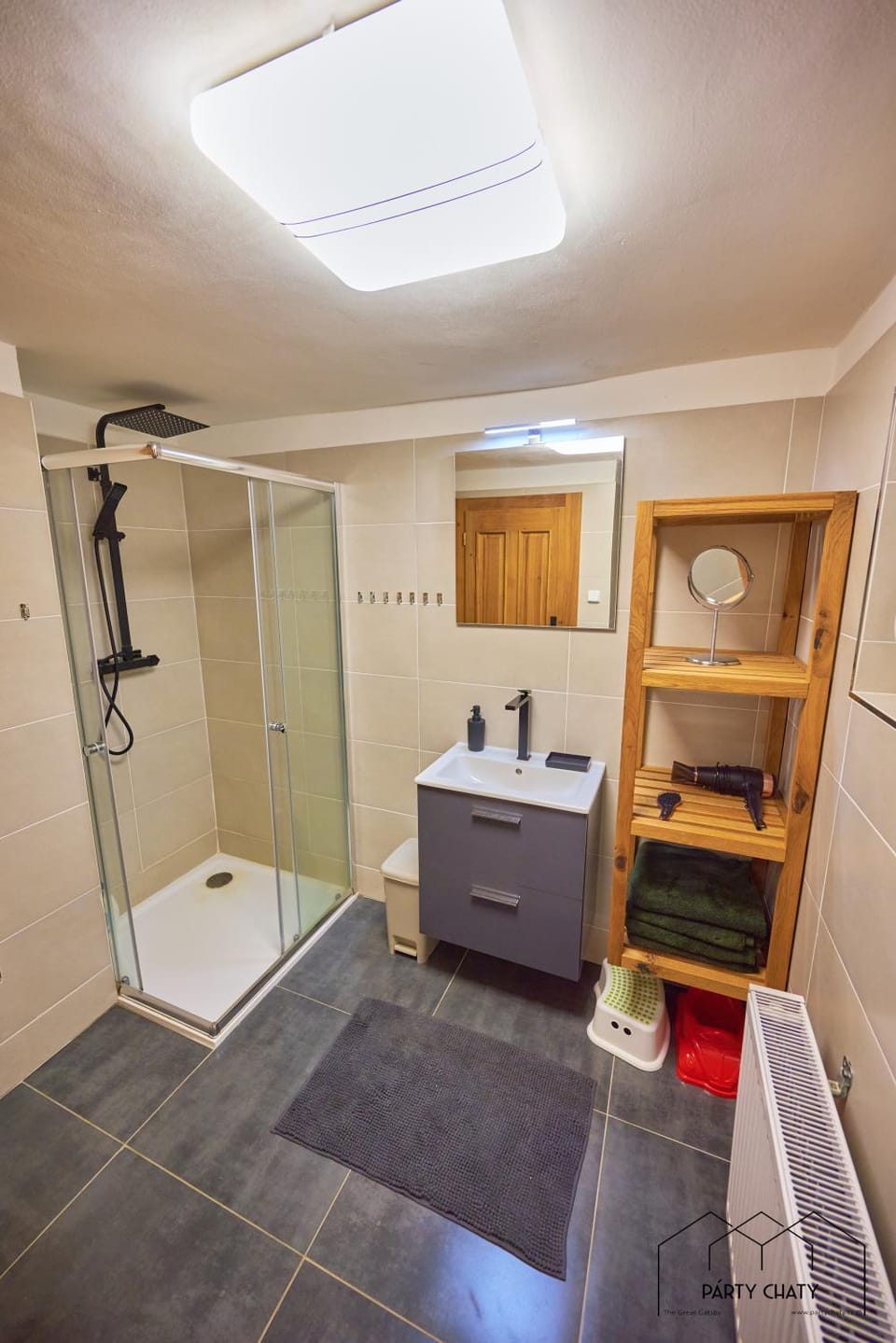 Shower, Bathroom, towels