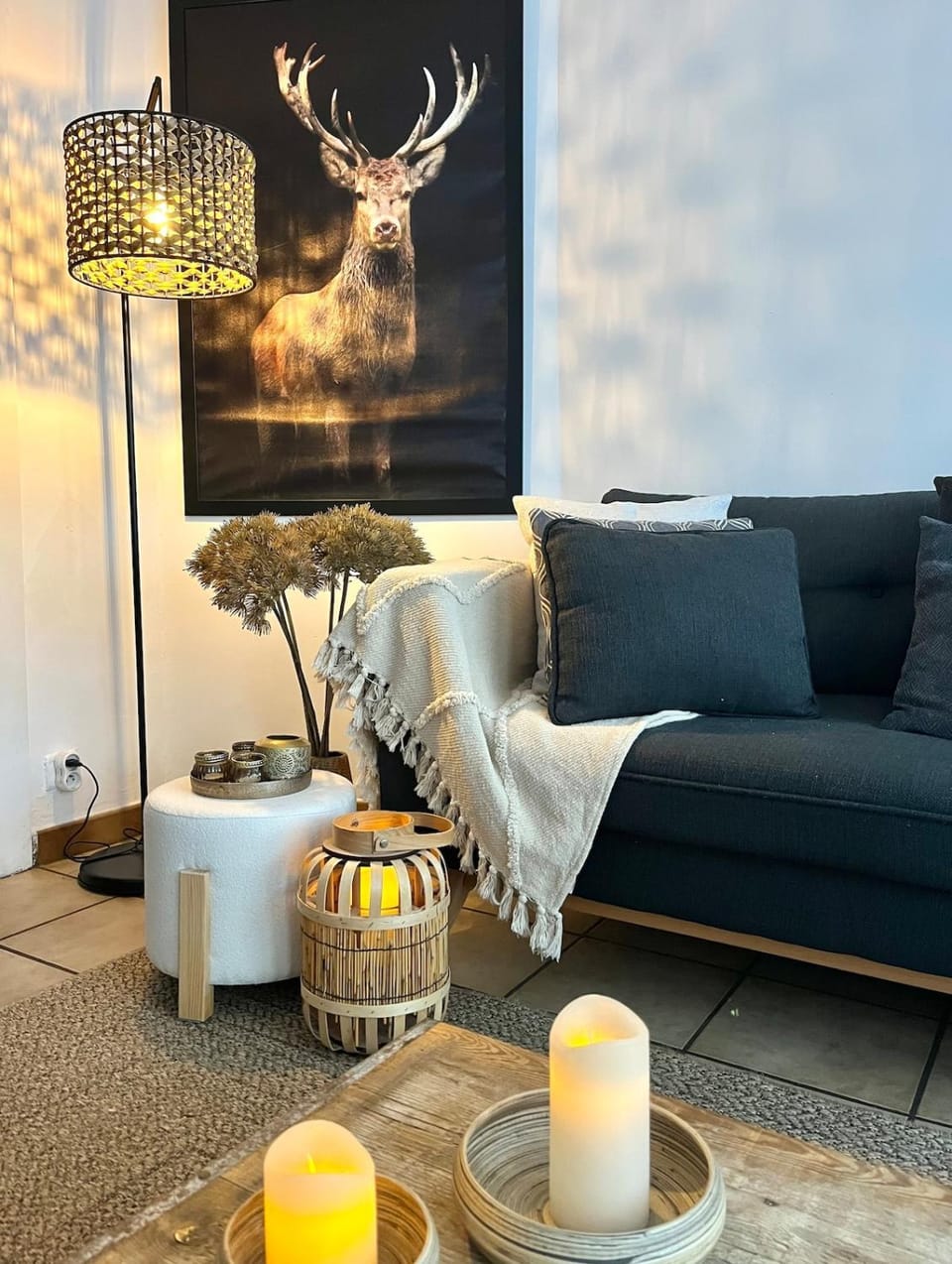 Living room, Decorative detail