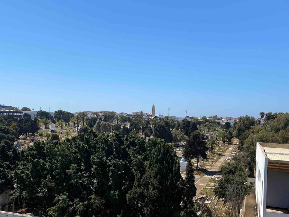 Quiet and spacious modern apartment near TGV station Apartment in Rabat