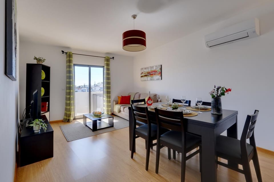 City center Private parking Sea view Apartment in Olhão