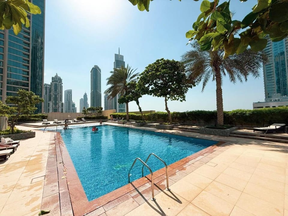 Swimming pool, sunbed