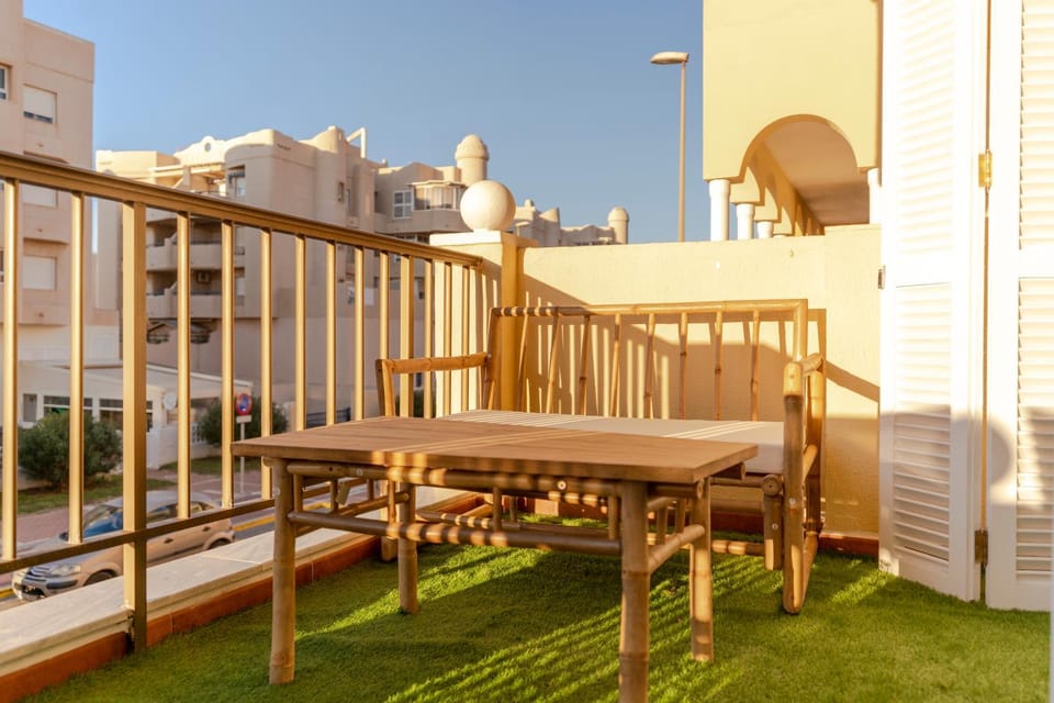 View (from property/room), Balcony/Terrace