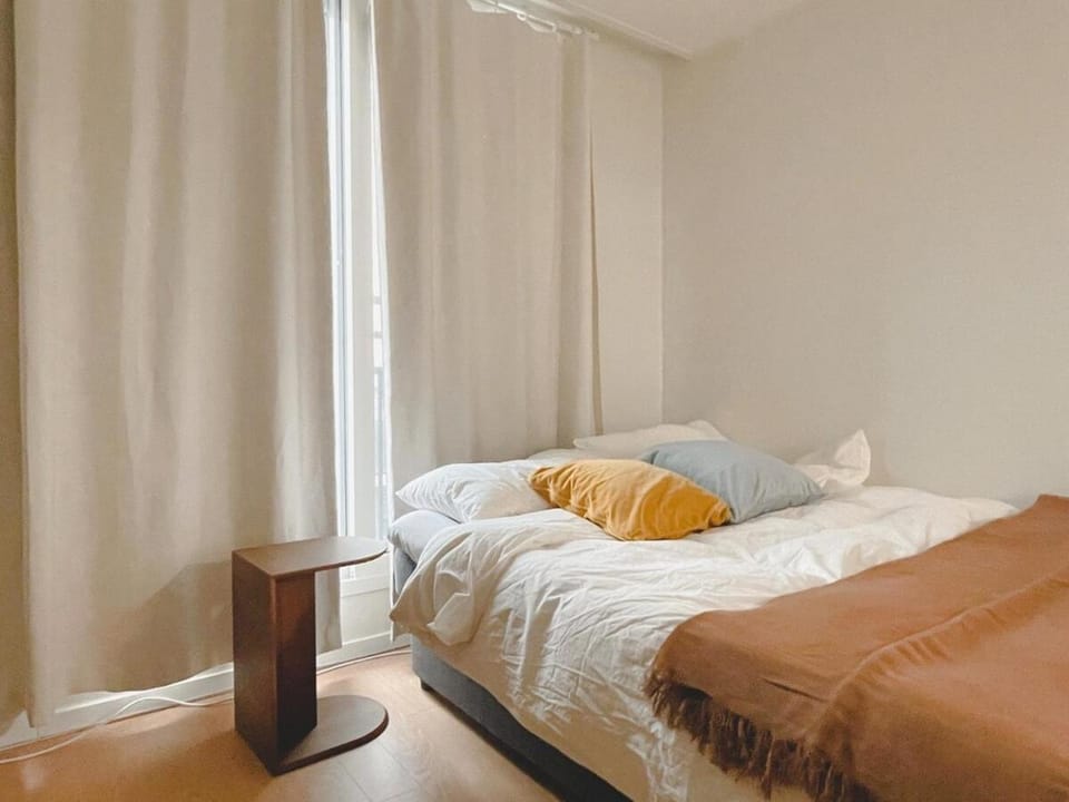 Newly Built, Quiet 2BR, 10min Walk to Seoul Stn Apartment in Seoul