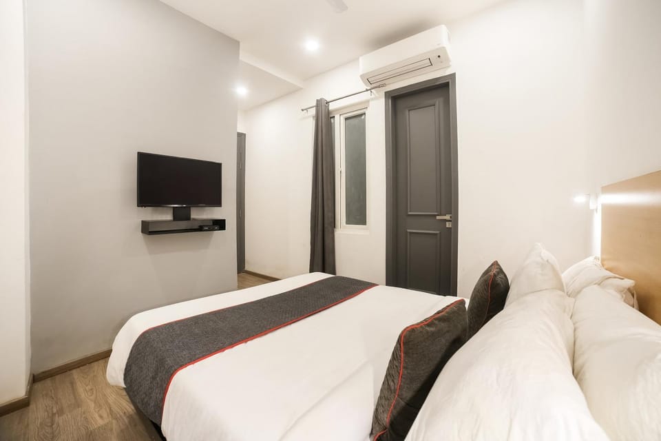 Townhouse Dilshad Garden Near Dilshad Garden Metro Station Hotel in New Delhi