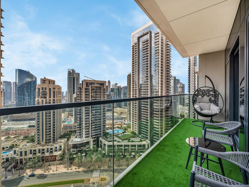 Day, View (from property/room), Balcony/Terrace, City view