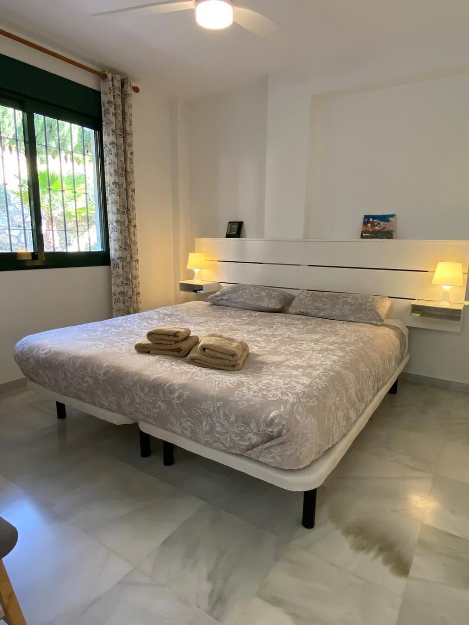 Seaview Torrequebrada Pueblo Apartment in Benalmadena