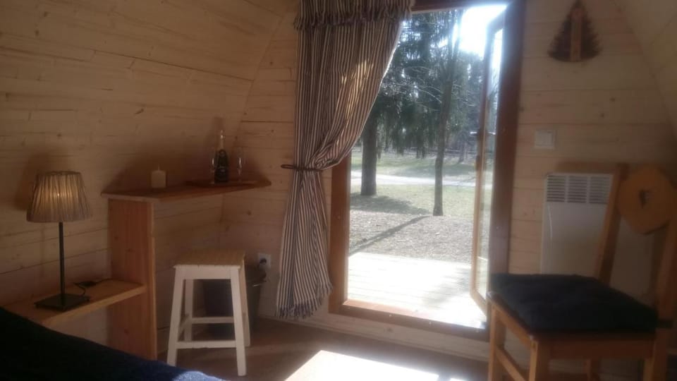 Cabane en bois POD 2 Luxury tent in Haute-Savoie