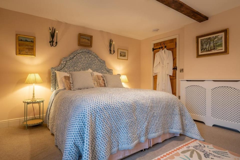 Elegant Number Two House in Derbyshire Dales District