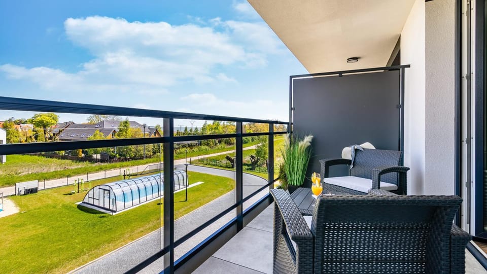 View (from property/room), Balcony/Terrace, Seating area