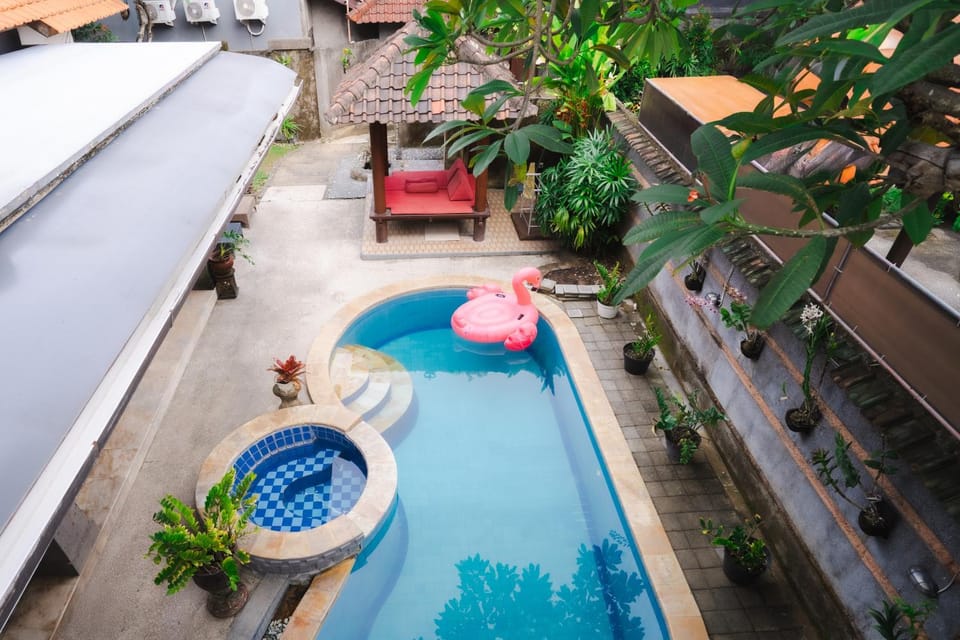 Pool view, Swimming pool, Swimming pool, sunbed