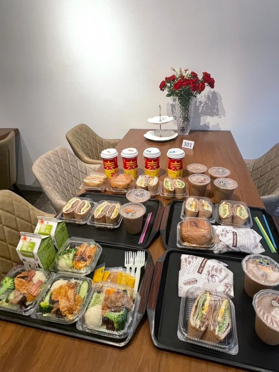 Breakfast, Continental breakfast
