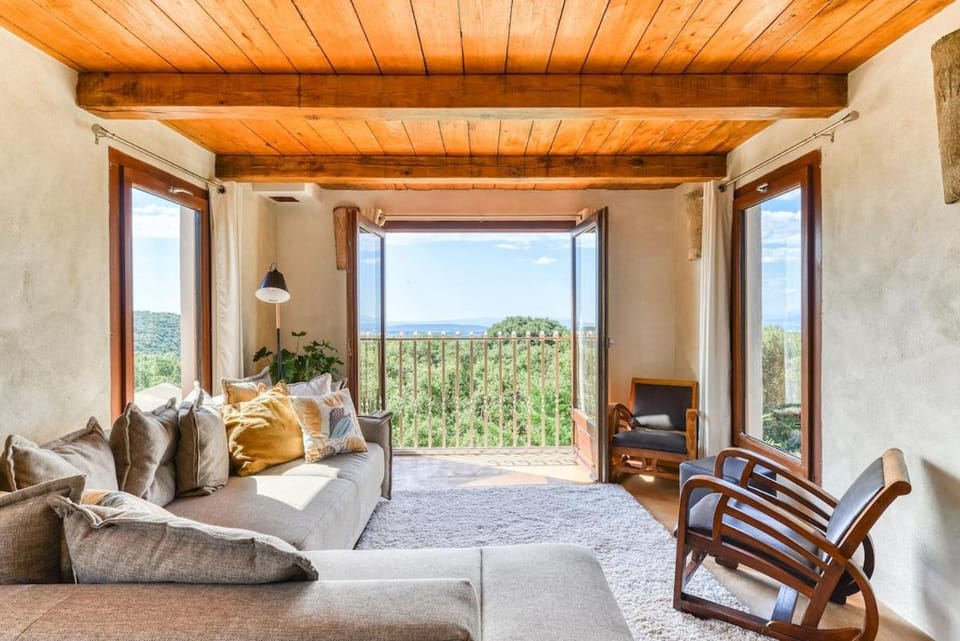 Gite la Bonté, chaleureux avec une vue enchantée House in Occitanie