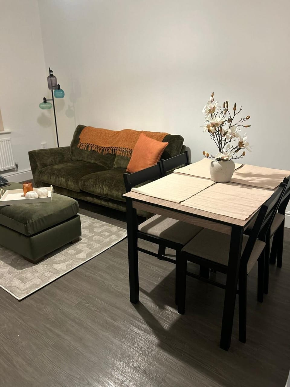 Cozy 2-Bed Home near Barnwell Country Park - Free Parking Apartment in Huntingdonshire District