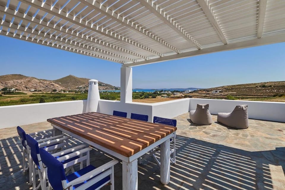 Day, Natural landscape, View (from property/room), Balcony/Terrace, Seating area, Dining area