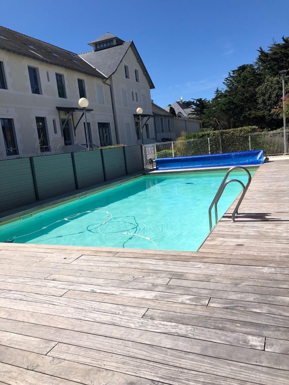 Property building, Swimming pool