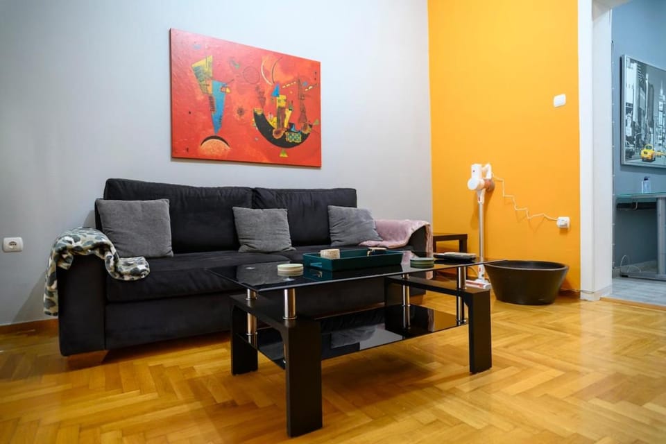 Cosy Pangrati Urban Retreat Apartment in Athens