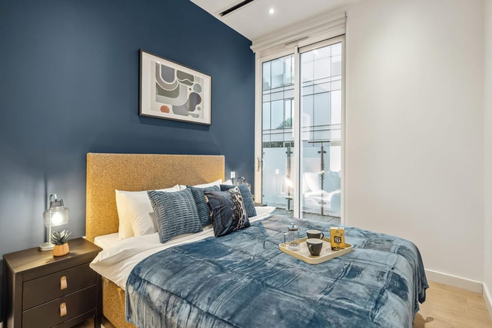 Bed, Bedroom, wardrobe