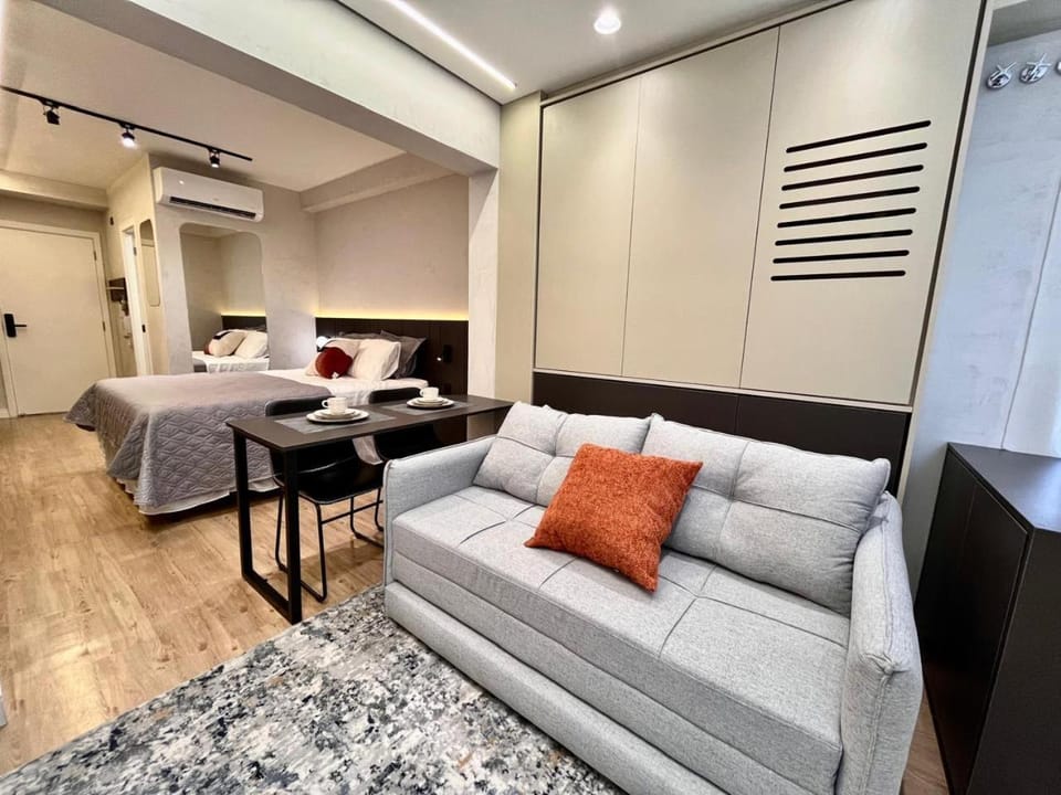 Living room, Photo of the whole room, Seating area, Bedroom