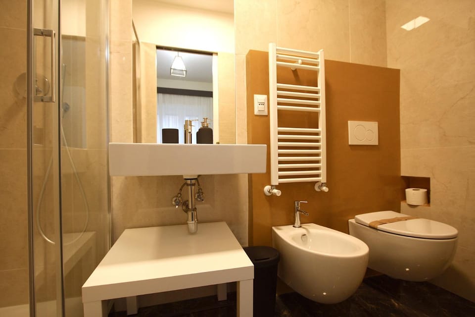 Contessa 3BR Holiday House Apartment in Rome