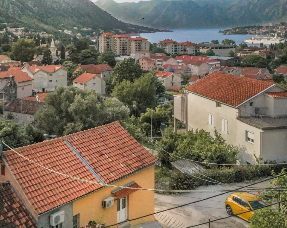 Property building, Neighbourhood, Natural landscape, City view, Mountain view, Location