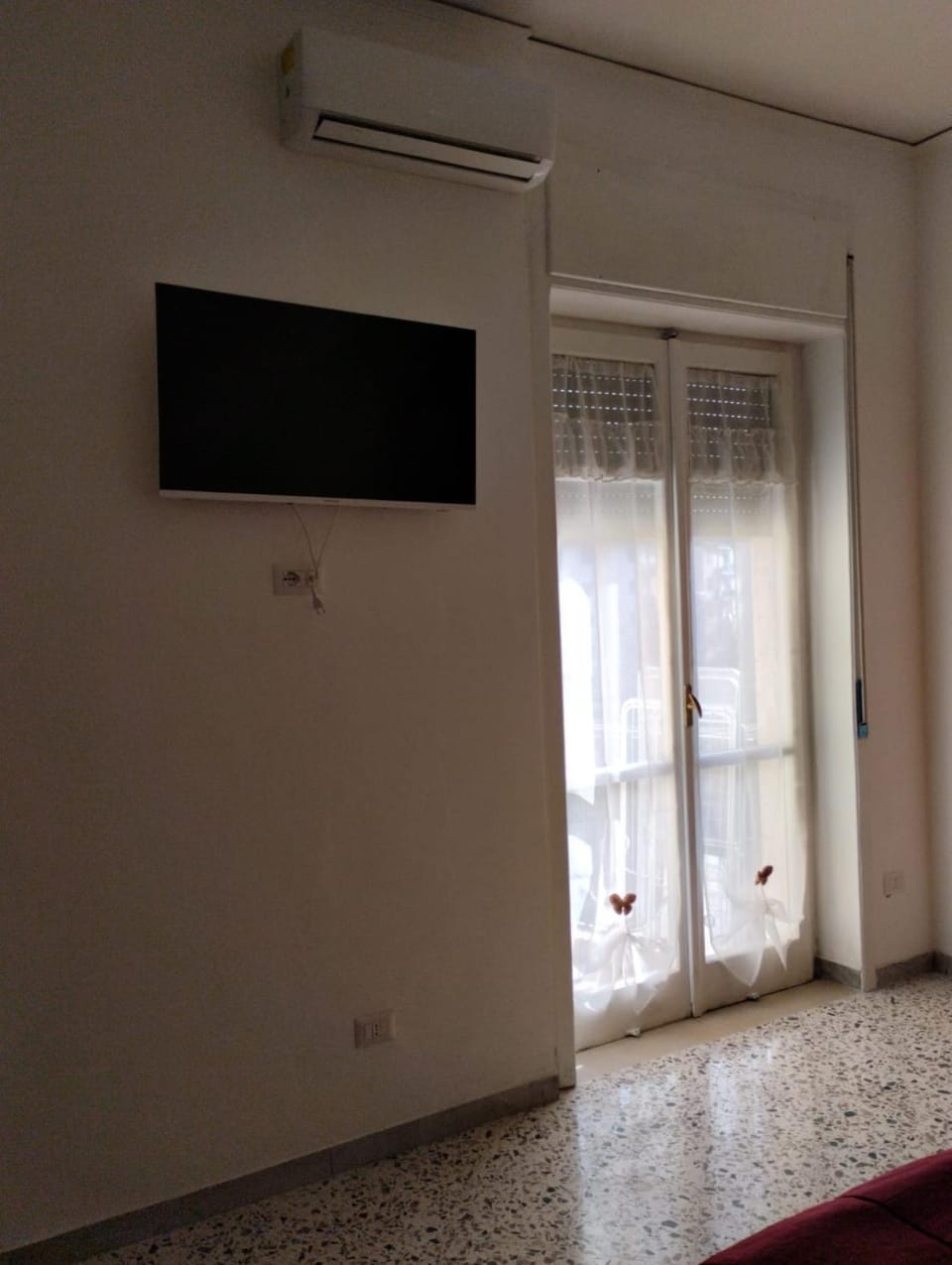 TV and multimedia, air conditioner