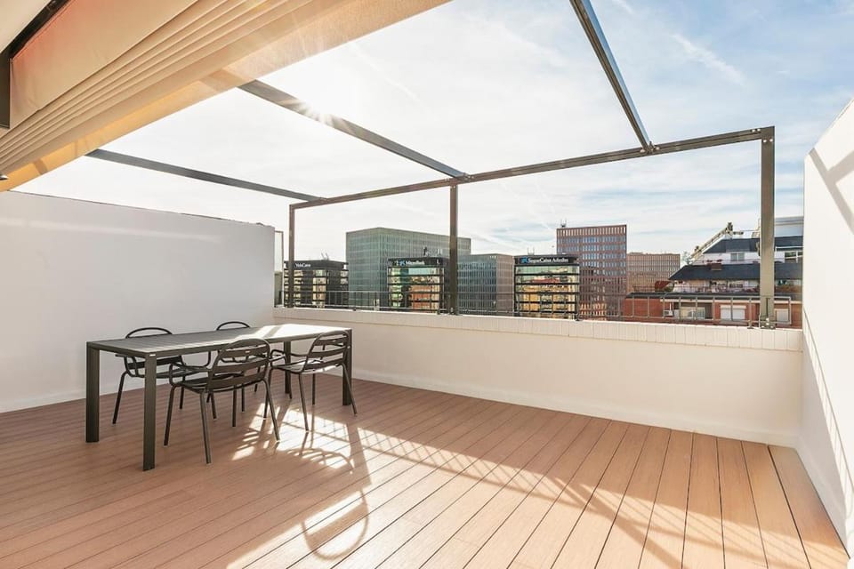 Day, View (from property/room), Balcony/Terrace, Dining area
