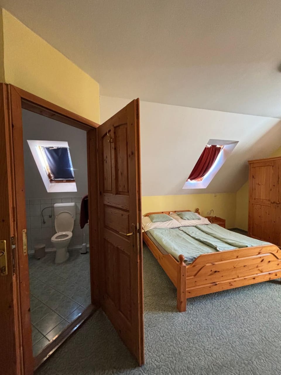 Katona József utcai Panzió Bed and Breakfast in Hungary