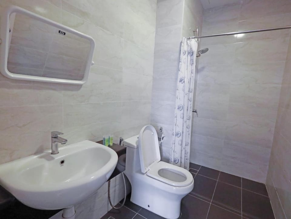 SKS Pavillion # 5Minute Walk To Ciq Apartment in Johor Bahru
