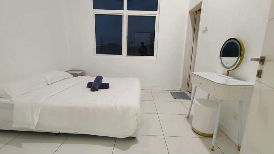 No 17 The Sten Puchong IOI Mall Apartment in Subang Jaya