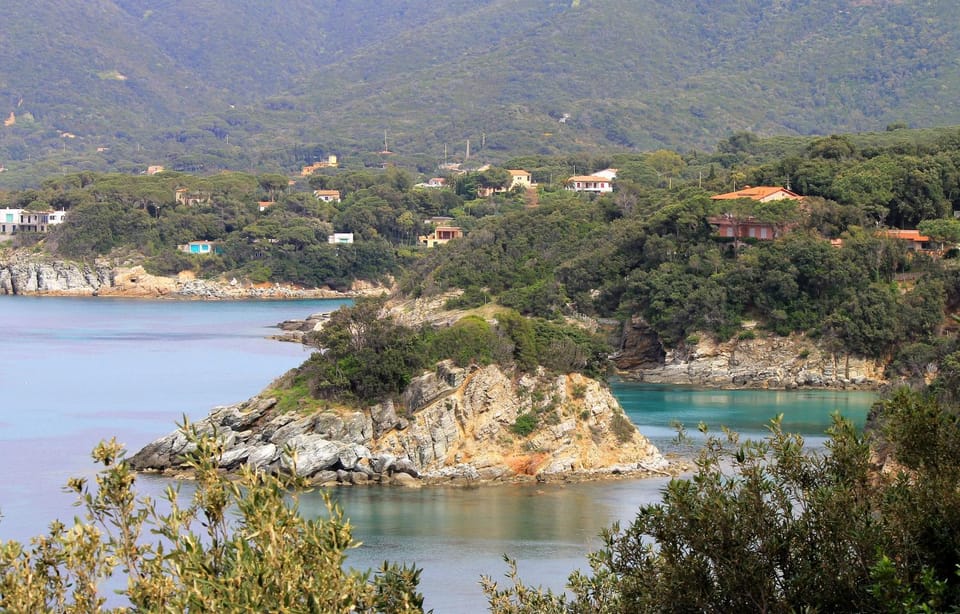 Nearby landmark, Natural landscape