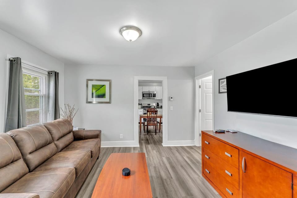 Pitcher's Paradise Apt 3 All Star Baseball Rentals Apartment in Oneonta