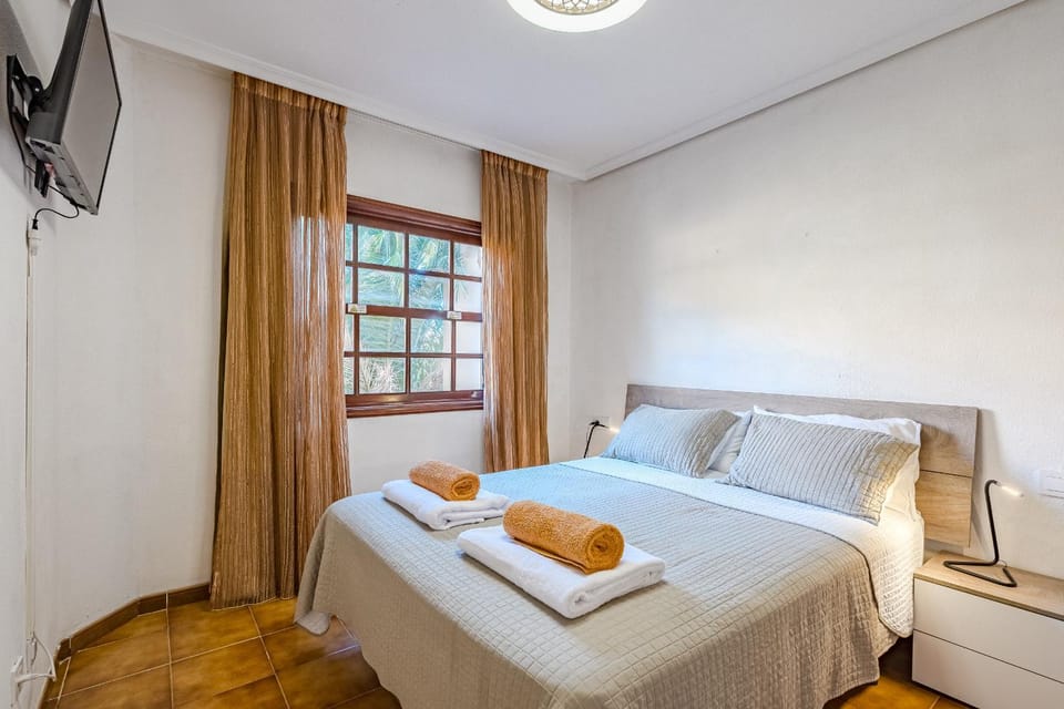Sea View Albatros Golf del Sur Apartment in Abona