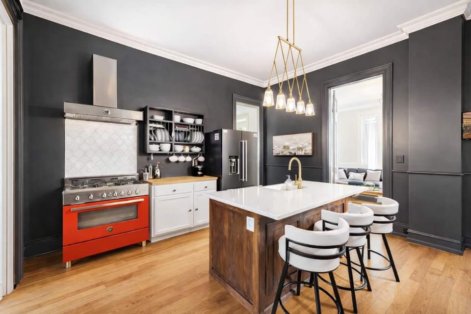 Charming 7BR Home Bourbon Trail & Attractions House in Louisville