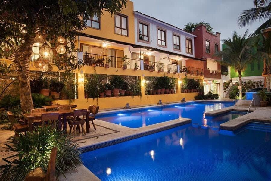 2 Deluxe 2BR Suites only 2' Walk from the Beach Apartment in Sayulita