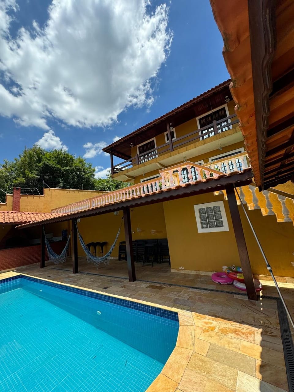 Chácara para comemorações e estadia House in Embu
