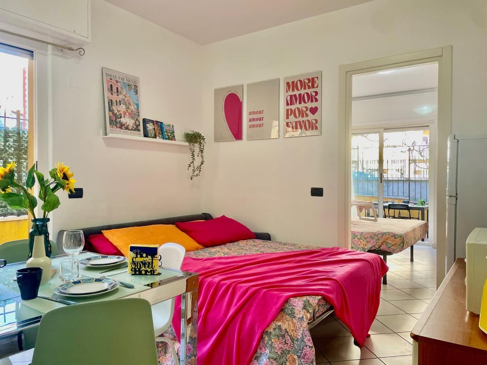 Bed, Living room, Seating area