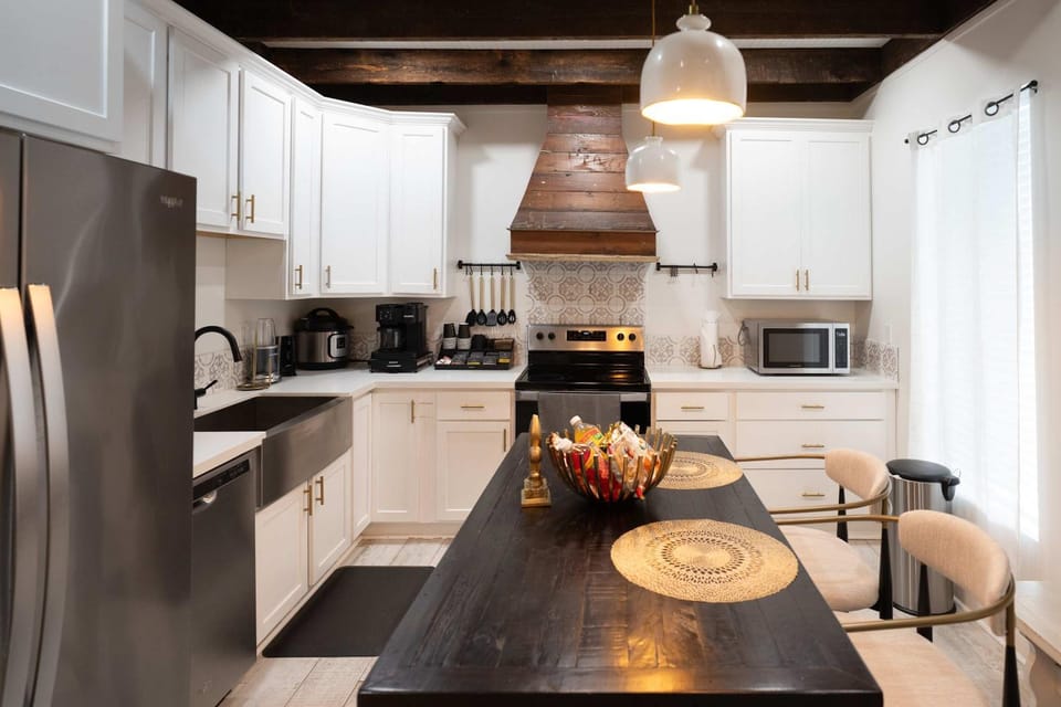 Mid City Magic 7 Apartment in New Orleans