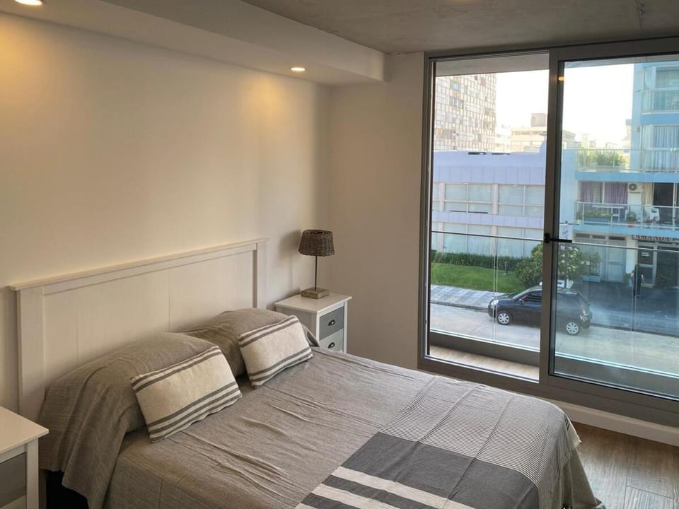 Moderno apartamento en península Apartment in Punta del Este