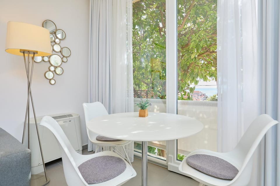 New & stylish apartments with a lush private garden Apartment in Dubrovnik