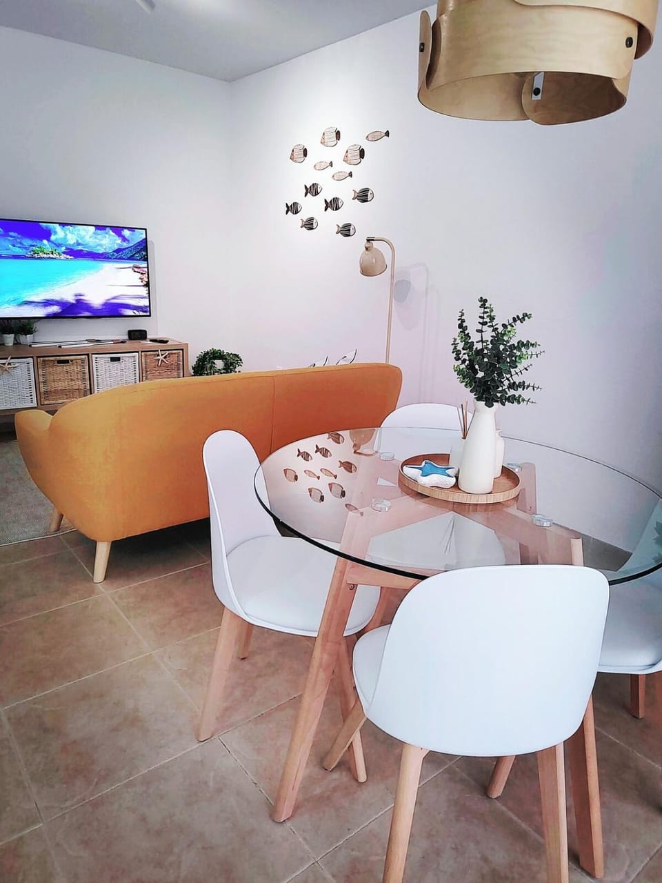 TV and multimedia, Living room, Dining area