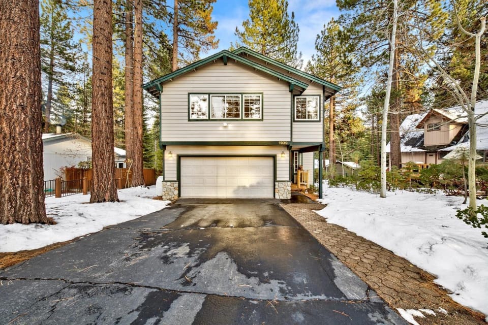 Kamp Koyukon 1939K House in South Lake Tahoe