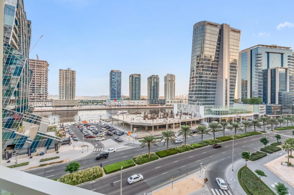 Day, Neighbourhood, Bird's eye view, City view, Street view, Location, Parking