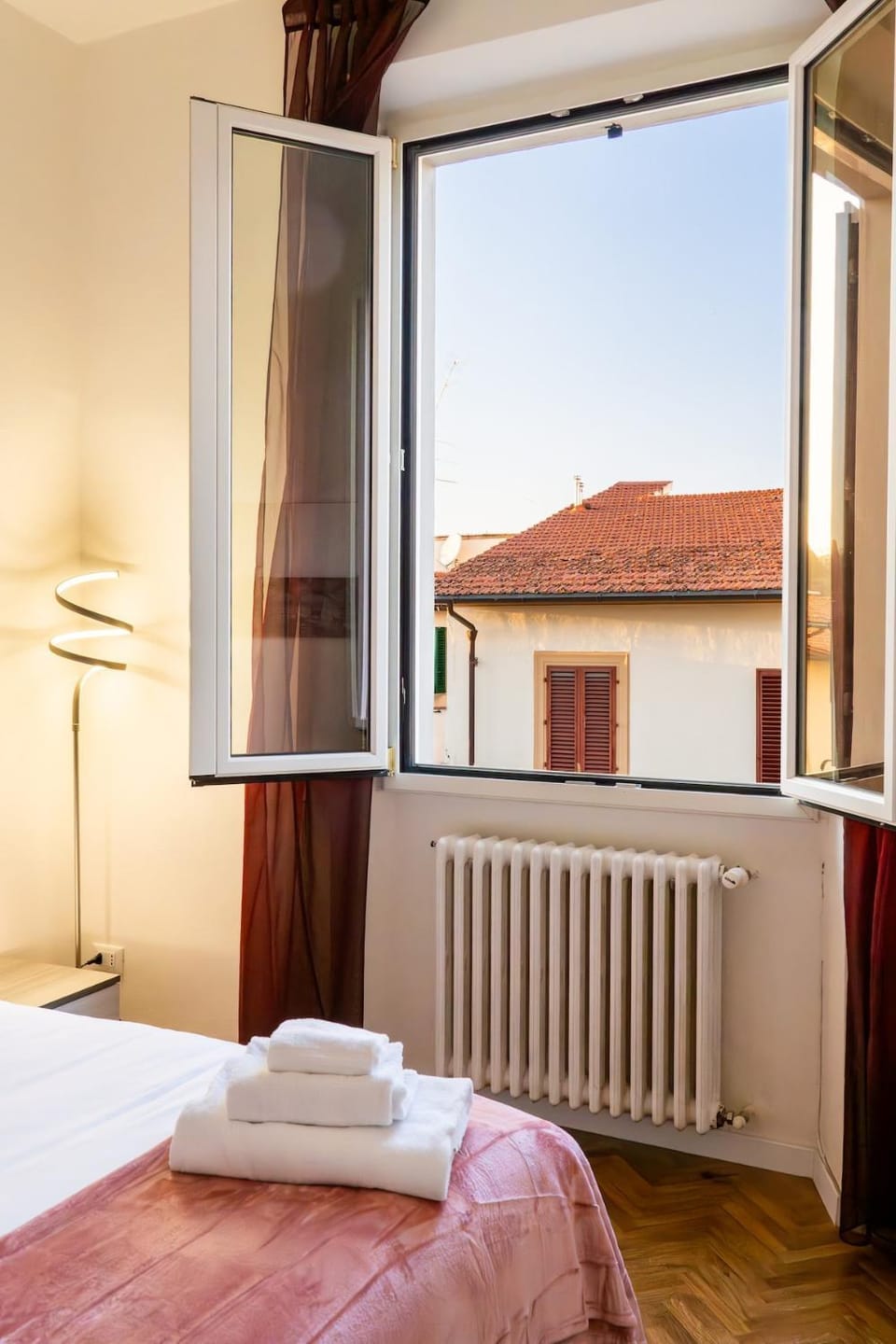 Bed, View (from property/room), Photo of the whole room, Bedroom, internet