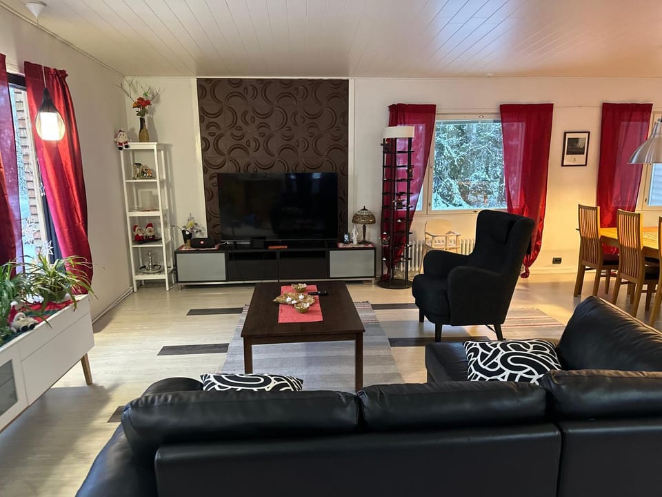 TV and multimedia, Living room