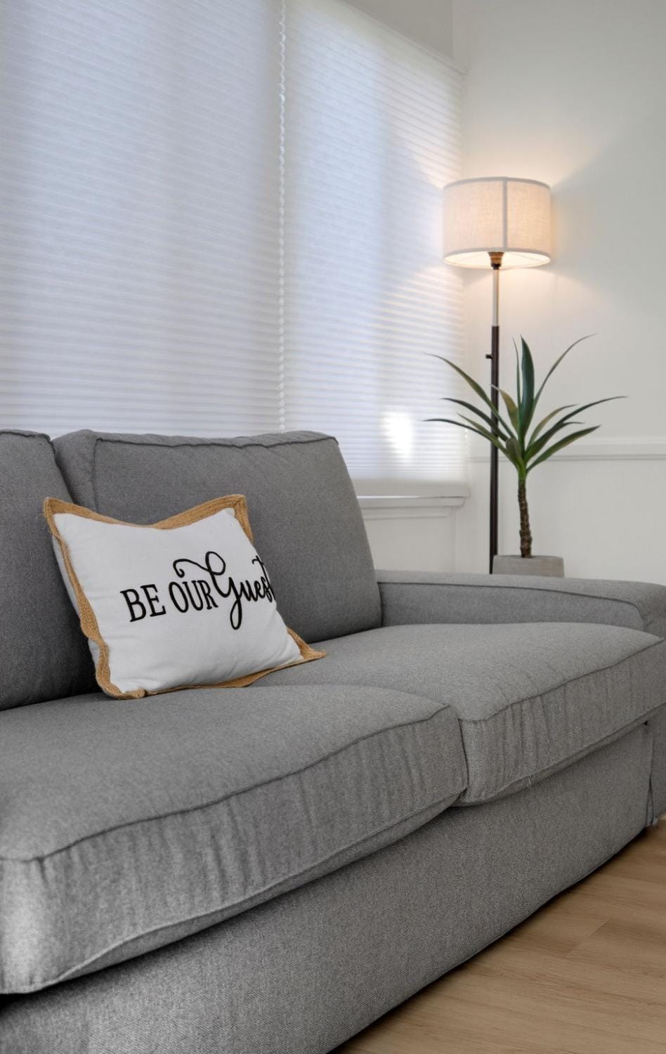 Bed, Living room, Seating area