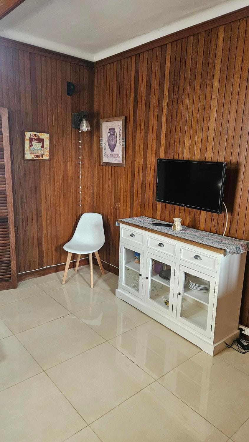 TV and multimedia, Dining area