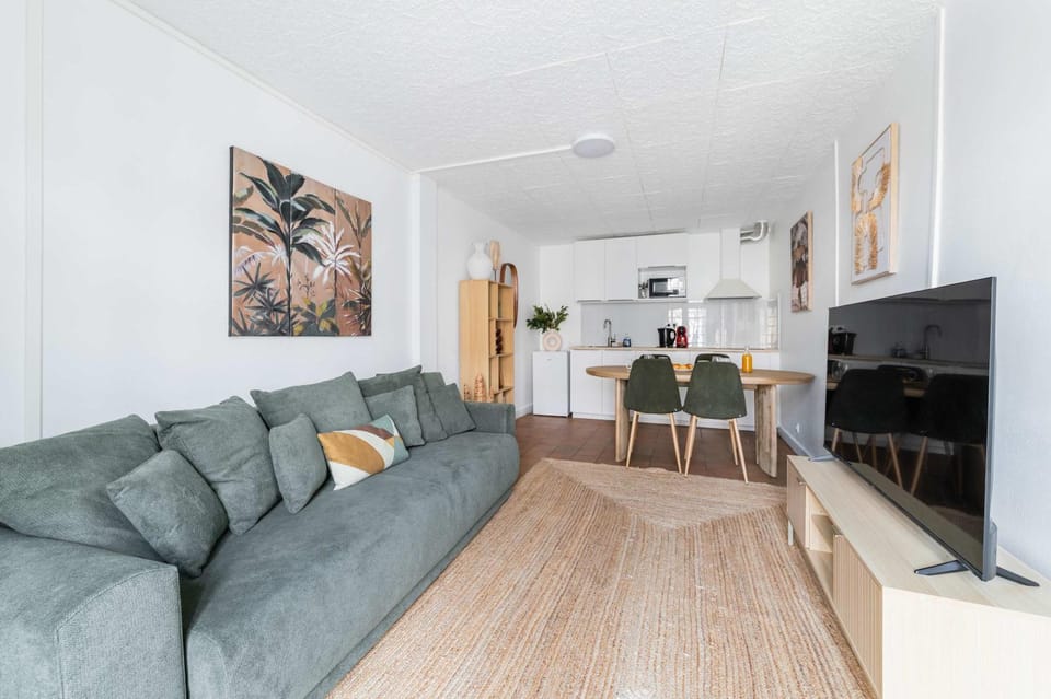 Duplex moderne proche metro - Mairie des Lilas Apartment in Paris