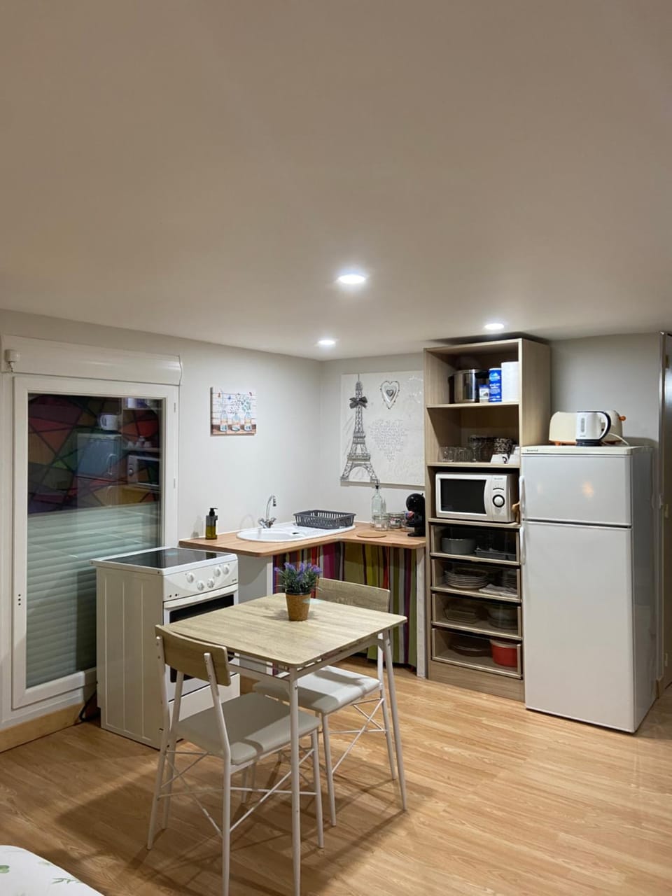 Kitchen or kitchenette